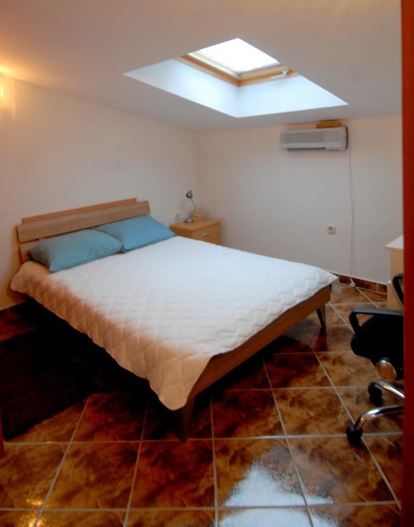 Guesthouse Konti Rijeka Kamer foto